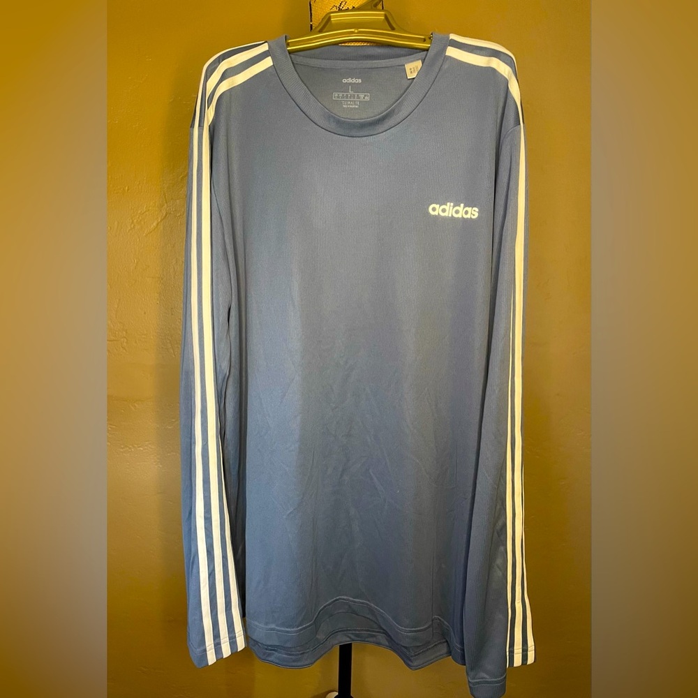 Adidas Climalite athletic long sleeve gray shirt Sweat wicking shirt L PTP 22”